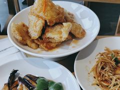 -关东小磨东北菜(上海长风大悦城店)