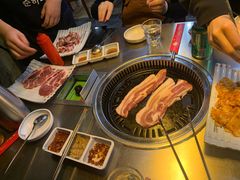-豚豚猪村烤肉·韩国烤肉(总店)