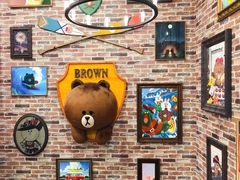 -LINE FRIENDS Garosu-gil Flagship Store