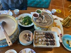 -蒙亨·手把肉·蒙古包餐厅(乌兰察布天恒广场店)
