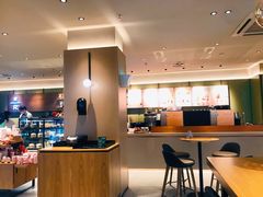 -星巴克臻选(上海中环广场2F店)