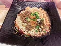 -李与白包子铺(桐梓林店)