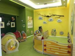 -乐融婴幼儿成长中心(四季青校区)
