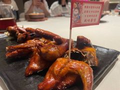 非遗红烧乳鸽-侨美食家·粤菜(体育西路店)