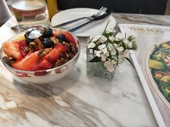 野莓核桃蜂蜜希腊酸奶-the rug 飞毯 (朝阳公园店)