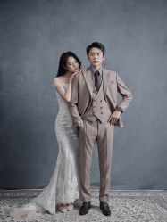 -雪中彩影婚纱摄影·微光艺术中心