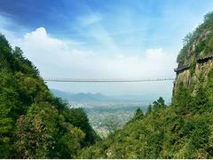 -玻璃桥景区石牛寨
