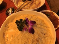 -山城年华老火锅(玉林店)