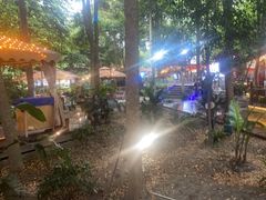 -二荆条·蜀鲜汇城市森林火锅