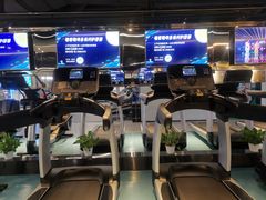 -懒人Club健身(卓越时代广场店)