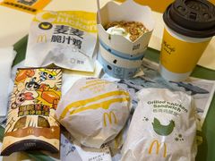 -麦当劳(龙洞店)