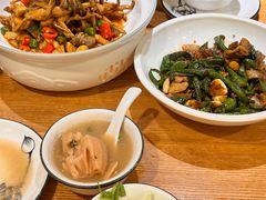 -董厨煨汤馆(车站路店)