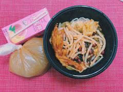 -小蛮妞家螺蛳粉(凯旋路店)