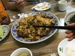 -壹阁胡羊焖饼(特色小吃街店)