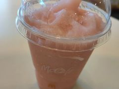 水蜜桃雪冰-麦当劳(世界城广场店)