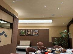 -阿瓦山寨·湘菜现炒·剁椒鱼头王(咸阳总店)