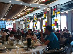 大堂-纳福苑(亮庆餐饮分店)