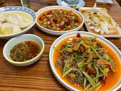 -罗氏豆花饭庄·川菜·土火锅·豆花(卡都花苑店)