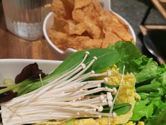 蔬菜三拼-三人行骨头王火锅(长寿店)