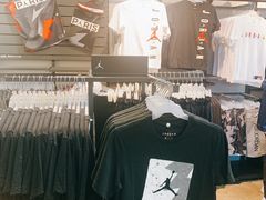 -NIKE上海青浦优选体验店