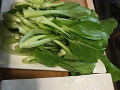 -陆记牛庄·碳锅龙虾烧烤(爱上花园店)