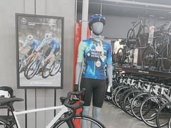 -迪卡侬(越秀公园店)