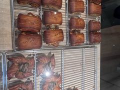 -VERIE BAKEHOUSE
