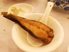 煎鲳鱼-聚春园自助餐厅(东街口店)