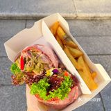 澳门探店｜可以拿去大三巴picnic的3XL马介休~~