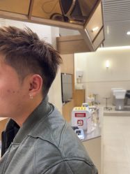 -MARTIN'S BARBER SHOP男士理发馆