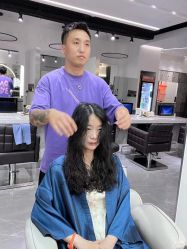 -Z.X HAIR SALON张新美业