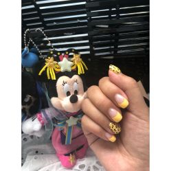 -手牵手美甲