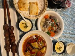 -巴扎美食·新疆菜·西域歌舞表演餐厅(新疆大厦店)