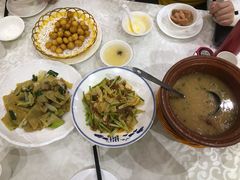 -雅和生态渔庄·宜城锅巴饭(龙灵山公园店)