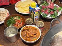 -萍姐火锅·公路夜市(武汉首店)