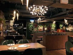 -Oasis Bar & Grill