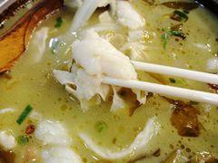 -周鱼小馆石锅酸菜鱼(活力汇店)