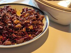 -八府香鸭·啫啫煲(华山路店)