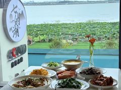 -七的湖·晚芳亭·阳澄湖农家菜·大闸蟹(莲花岛店)