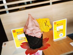 樱花小红莓华夫筒-麦当劳(双榆树店)