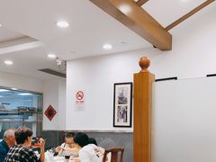 -老人和饭店(淮海中路店)
