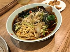 -山楂树融合菜餐厅