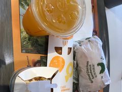 -麦当劳(龙洞店)