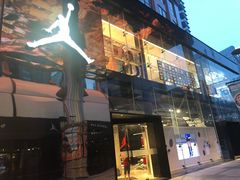 -Air Jordan(世贸天阶店)