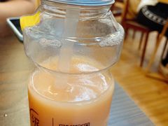 桃桃养乐多-派派茶客(金杏花园店)