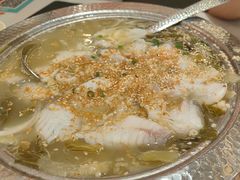 -姚姚酸菜鱼·金戈戈香港豉油鸡(喜荟城联名店)