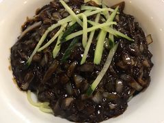 炸酱面-桃园中华料理炸酱面(燕儿岛路店)