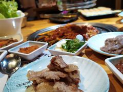 -唯成•韩国炭火烤肉 유성고기