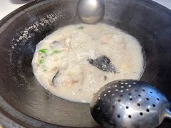 -陈大锅·岳阳鱼馆·地道岳阳菜(美食街店)