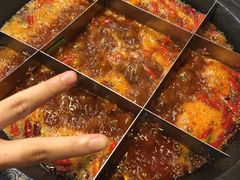 -疯狂的筷子老灶九宫格火锅